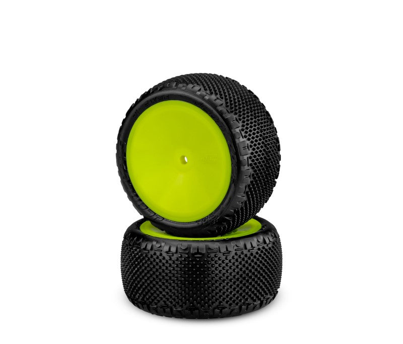 Rear Tires Pre-mounted