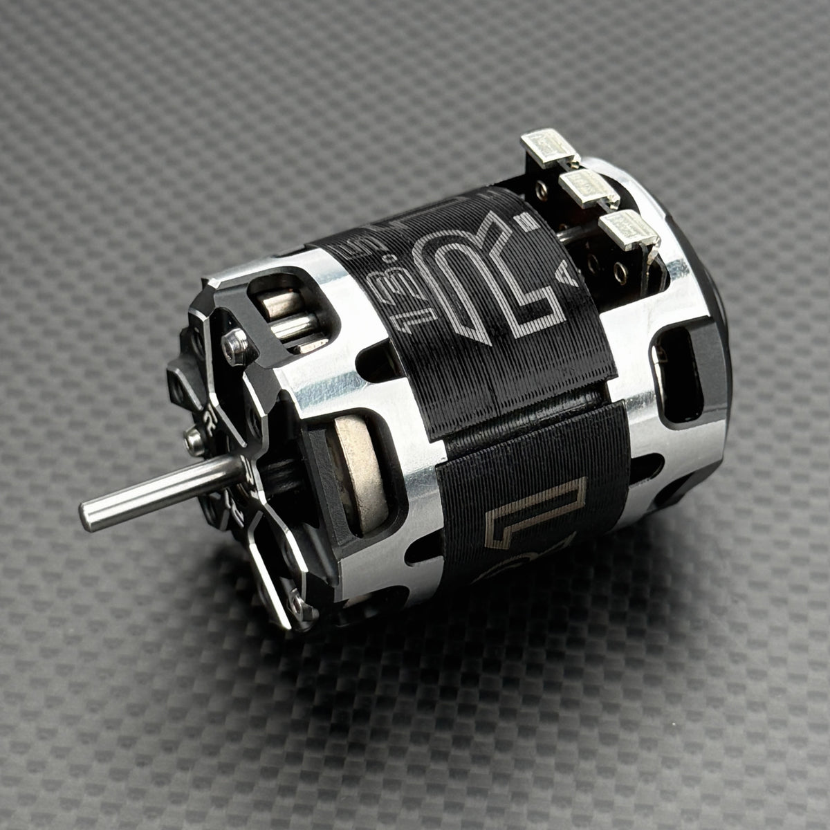 R1WURKS V30 13.5T (ROAR October 2025 Motor) Brushless Motor 020183